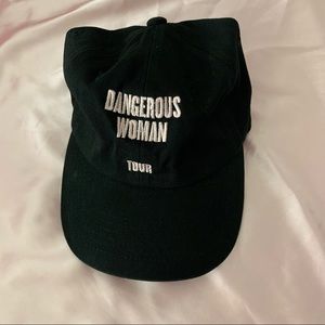 ⭐️ Dangerous Woman 2017 Tour Cap ⭐️